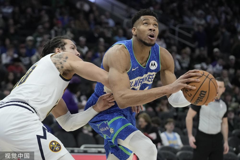 面的同时 面的同时